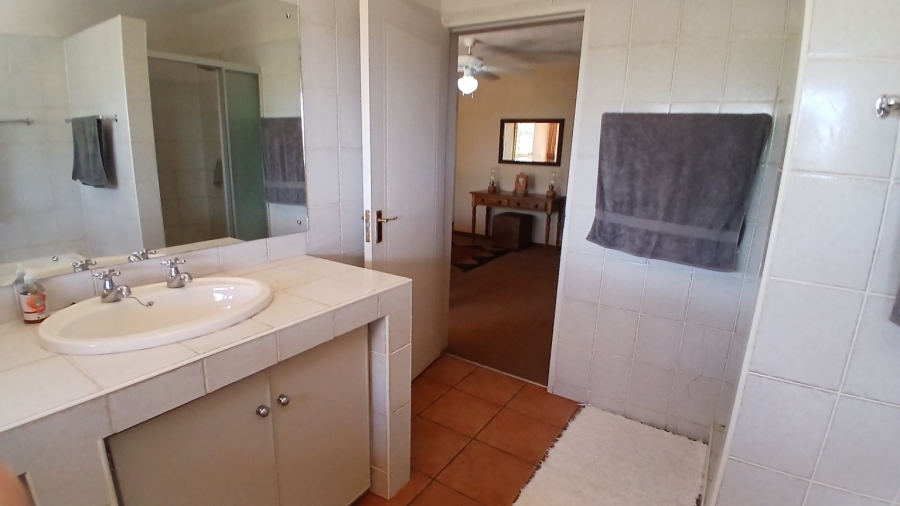 4 Bedroom Property for Sale in Rooiberg Limpopo