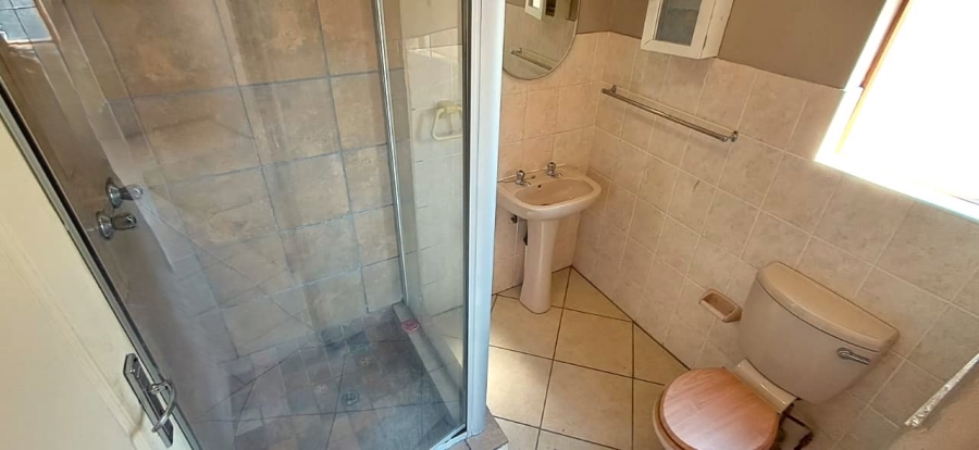 To Let 3 Bedroom Property for Rent in Bendor Limpopo