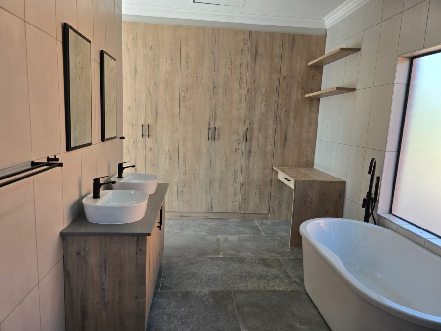 3 Bedroom Property for Sale in Verloren Estate Limpopo