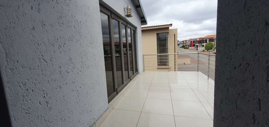 4 Bedroom Property for Sale in Woodhill Estate Limpopo