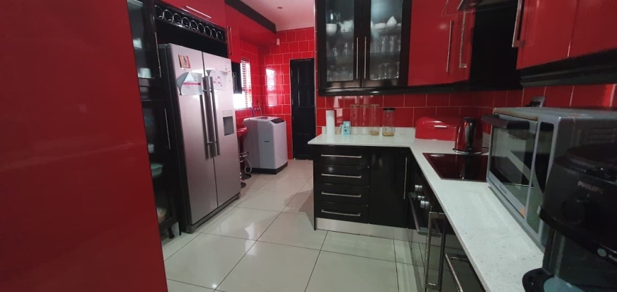 4 Bedroom Property for Sale in Woodhill Estate Limpopo