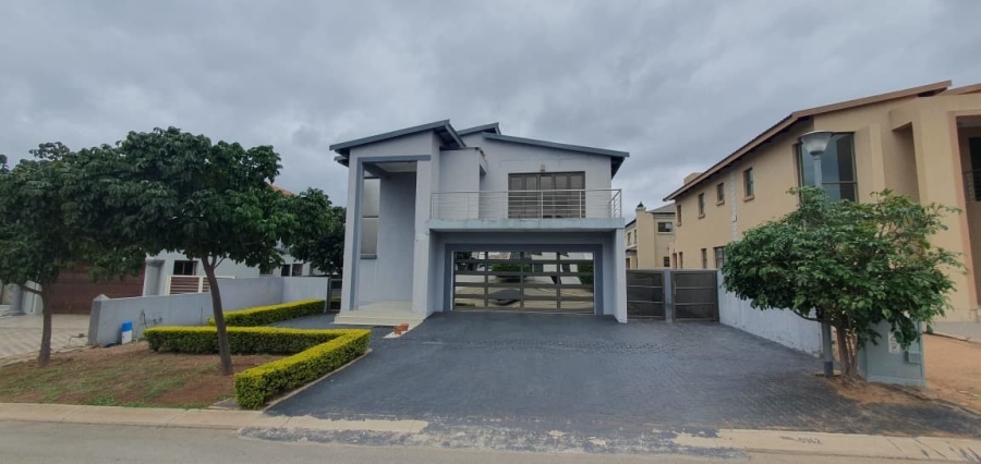 4 Bedroom Property for Sale in Woodhill Estate Limpopo