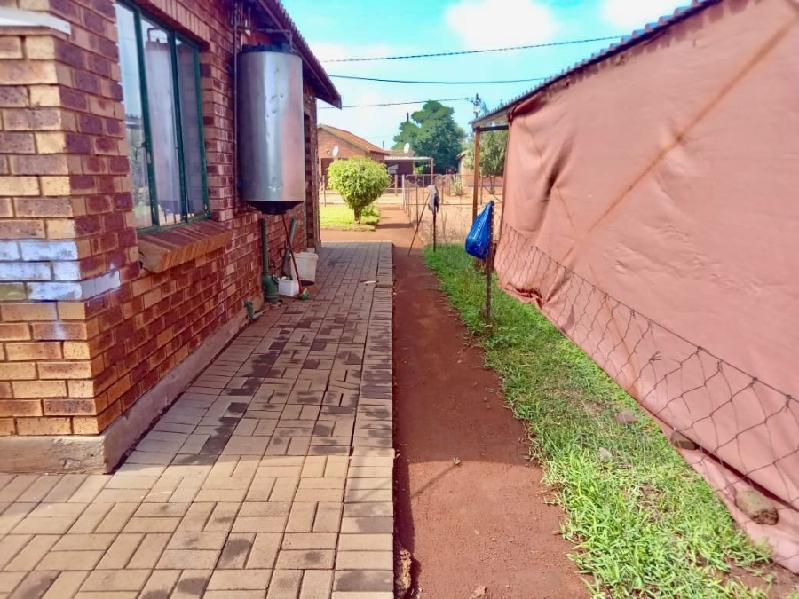 2 Bedroom Property for Sale in Northam Limpopo