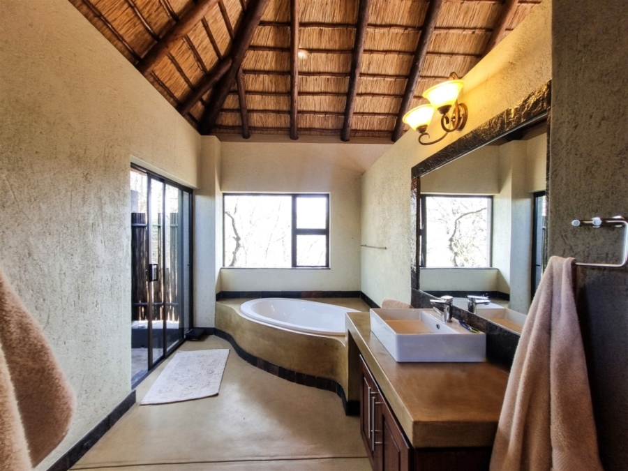 3 Bedroom Property for Sale in Moditlo Wildlife Estate Limpopo