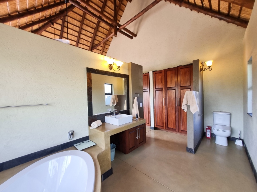 3 Bedroom Property for Sale in Moditlo Wildlife Estate Limpopo