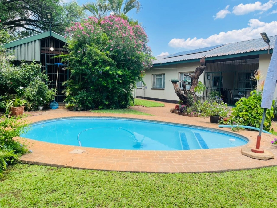 7 Bedroom Property for Sale in Kameeldoringpark Limpopo