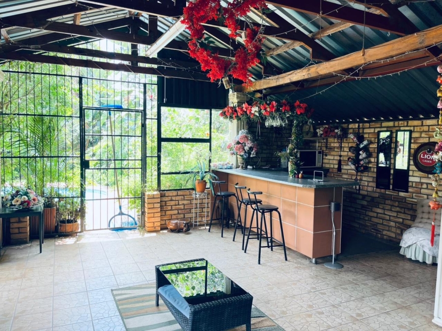 7 Bedroom Property for Sale in Kameeldoringpark Limpopo