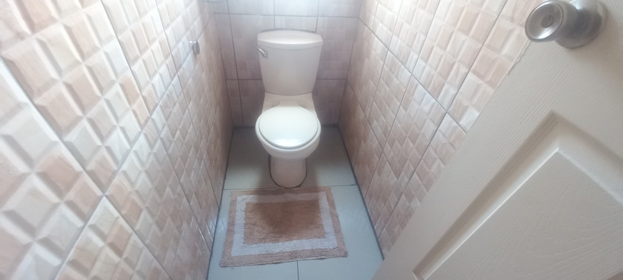 4 Bedroom Property for Sale in Mahlako-A-Phahla Gardens Limpopo