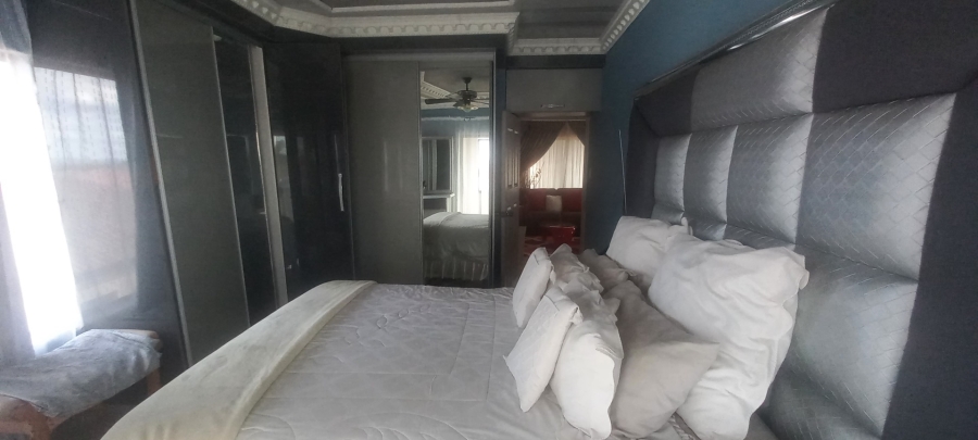 4 Bedroom Property for Sale in Mahlako-A-Phahla Gardens Limpopo