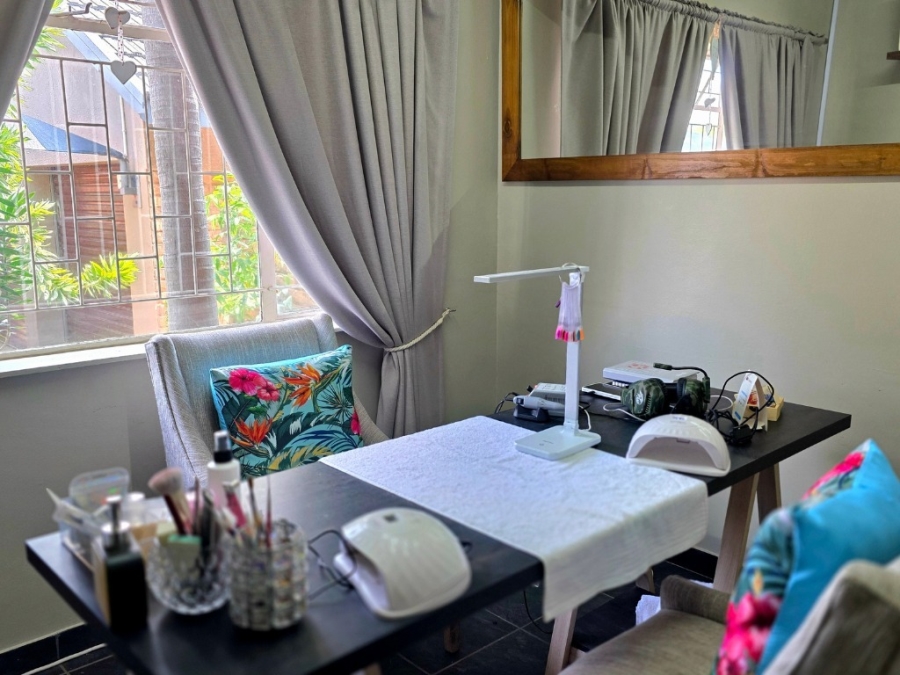 3 Bedroom Property for Sale in Fauna Park Limpopo