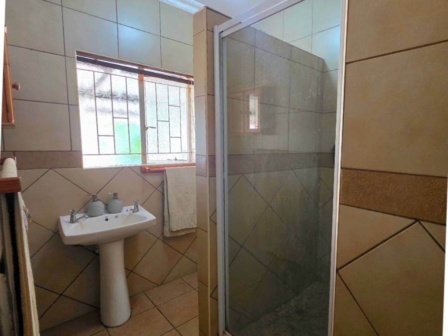 3 Bedroom Property for Sale in Fauna Park Limpopo