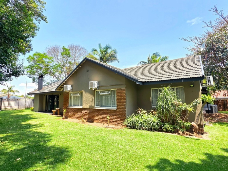 3 Bedroom Property for Sale in Fauna Park Limpopo