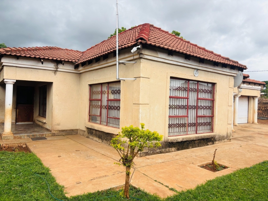 3 Bedroom Property for Sale in Mokopane Rural Limpopo