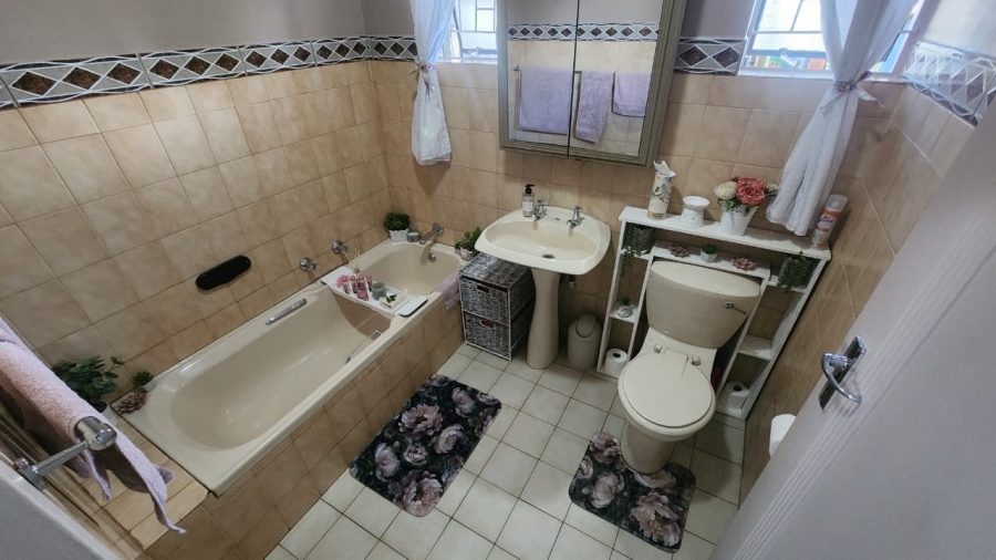 3 Bedroom Property for Sale in Bendor Limpopo