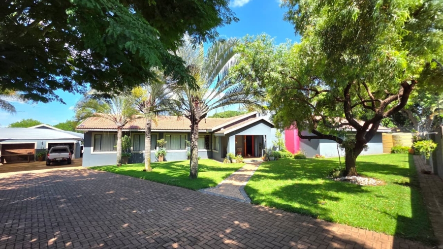 3 Bedroom Property for Sale in Bendor Limpopo