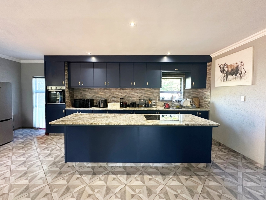 4 Bedroom Property for Sale in Kampersrus Limpopo