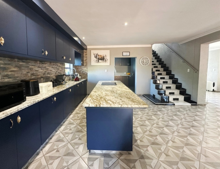 4 Bedroom Property for Sale in Kampersrus Limpopo