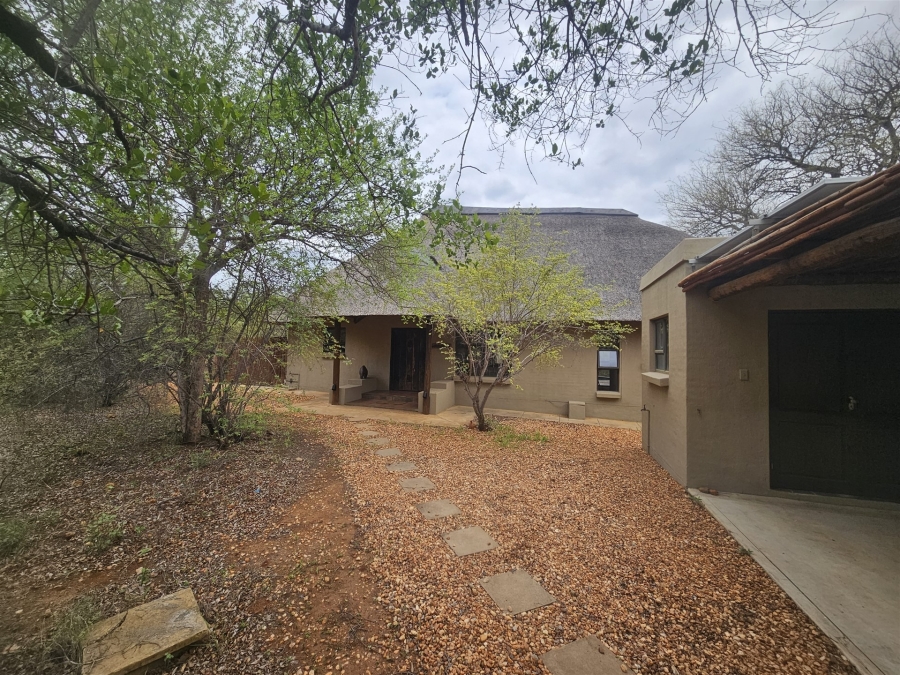 To Let 3 Bedroom Property for Rent in Raptors View Wildlife Estate Limpopo