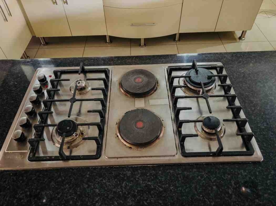 4 Bedroom Property for Sale in Mahwelereng Limpopo