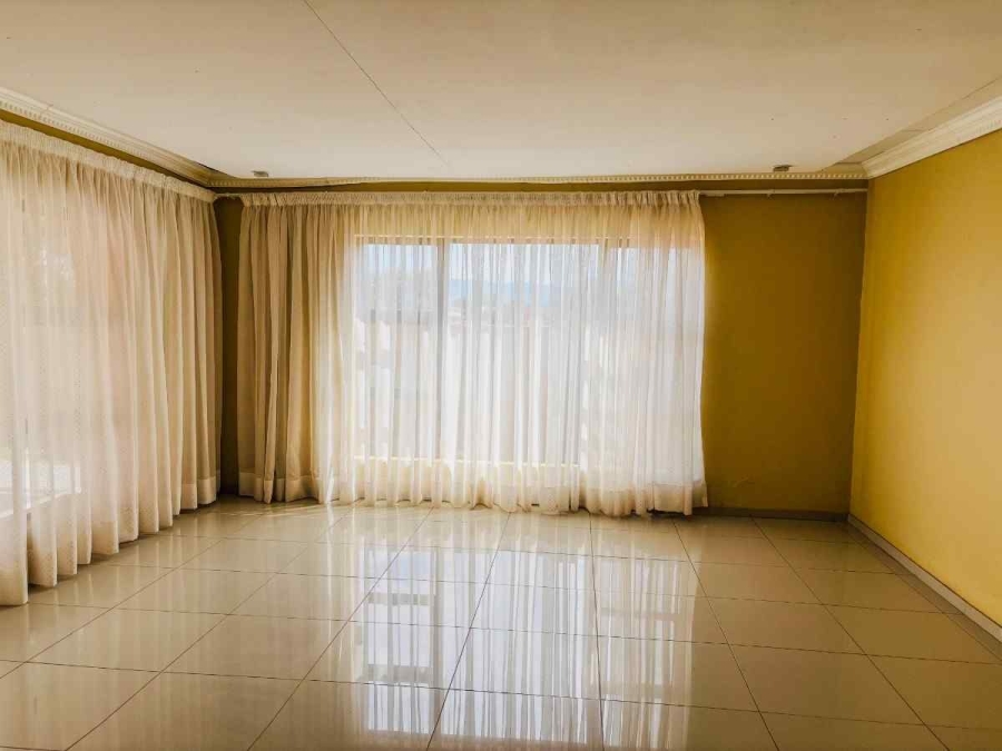 4 Bedroom Property for Sale in Mahwelereng Limpopo