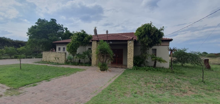 3 Bedroom Property for Sale in Doornbult Limpopo
