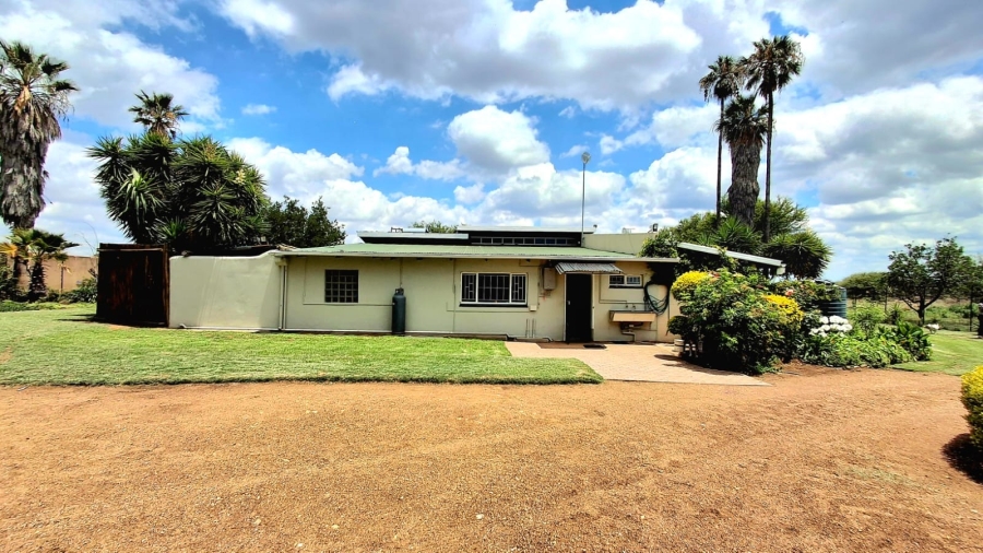 4 Bedroom Property for Sale in Palmietfontein Limpopo