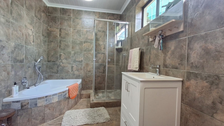 4 Bedroom Property for Sale in Palmietfontein Limpopo