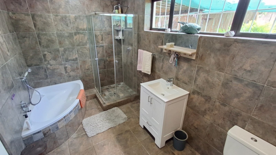 4 Bedroom Property for Sale in Palmietfontein Limpopo