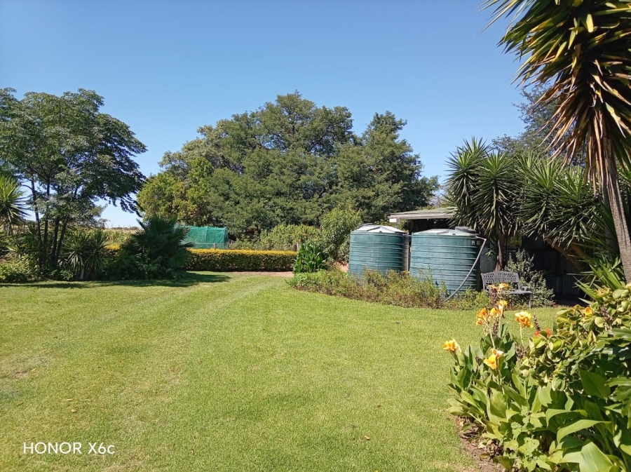 4 Bedroom Property for Sale in Palmietfontein Limpopo