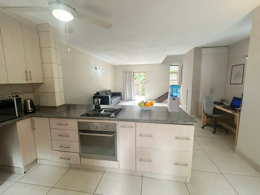 2 Bedroom Property for Sale in Hoedspruit Limpopo