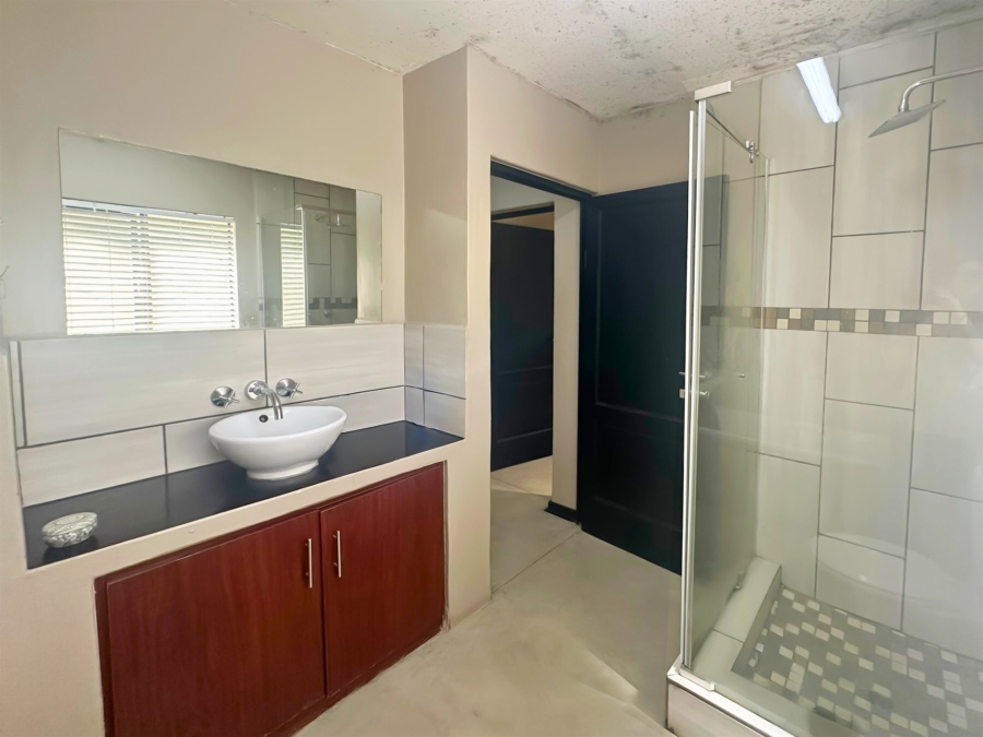 3 Bedroom Property for Sale in Hoedspruit Limpopo