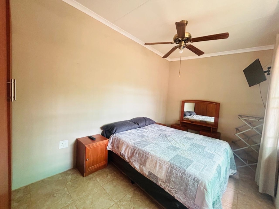 5 Bedroom Property for Sale in Chroompark Limpopo