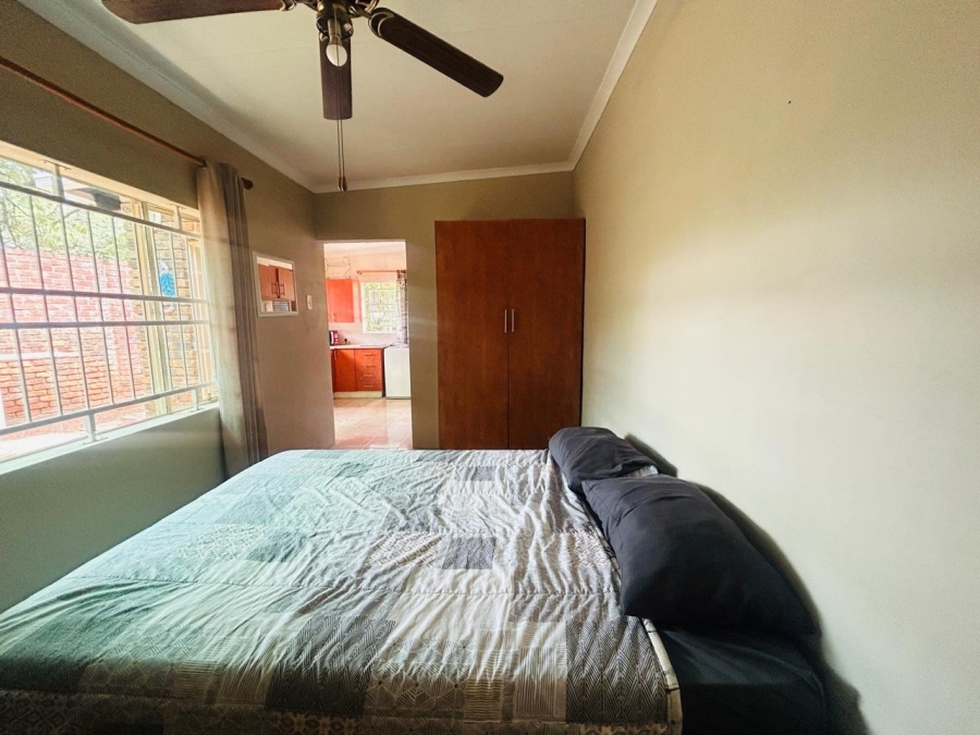 5 Bedroom Property for Sale in Chroompark Limpopo