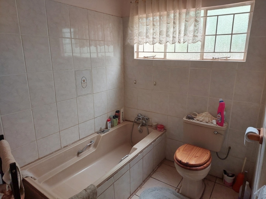 3 Bedroom Property for Sale in Musina Limpopo