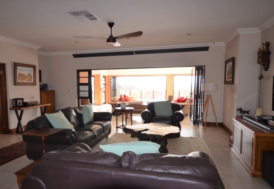 5 Bedroom Property for Sale in Verloren Estate Limpopo