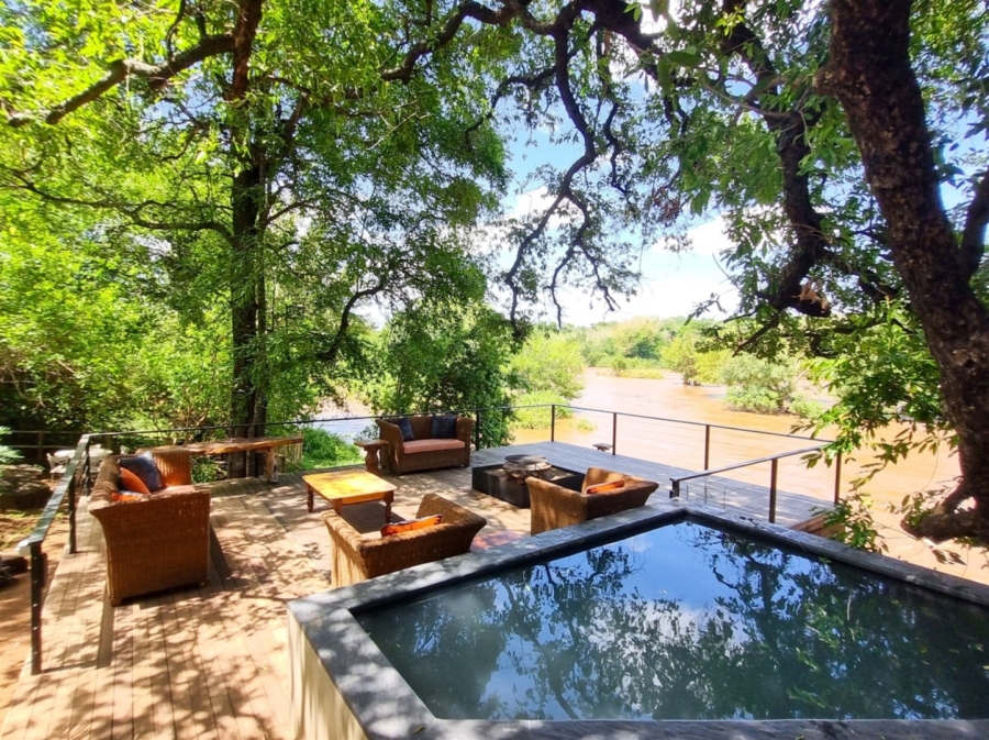 3 Bedroom Property for Sale in Hoedspruit Limpopo