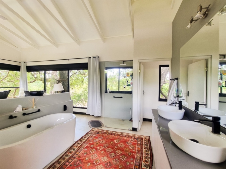 3 Bedroom Property for Sale in Hoedspruit Limpopo