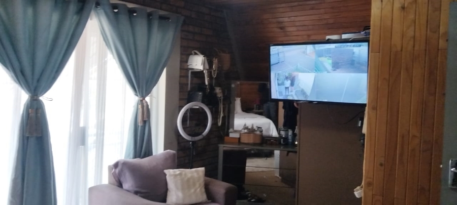 4 Bedroom Property for Sale in Onverwacht Limpopo