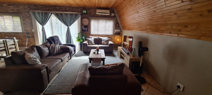 4 Bedroom Property for Sale in Onverwacht Limpopo