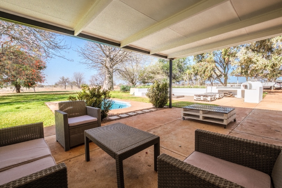 18 Bedroom Property for Sale in Tom Burke Limpopo