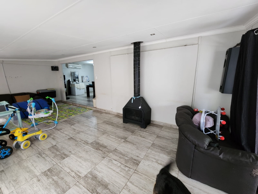 4 Bedroom Property for Sale in Lephalale Limpopo