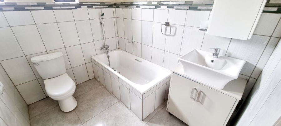 2 Bedroom Property for Sale in Bendor Limpopo