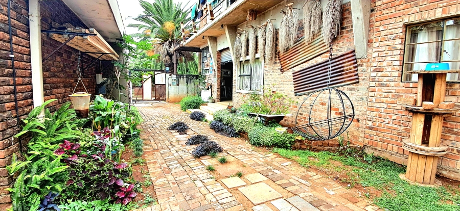 12 Bedroom Property for Sale in Bendor Limpopo