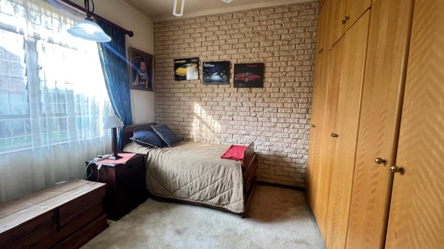 5 Bedroom Property for Sale in Bendor Limpopo