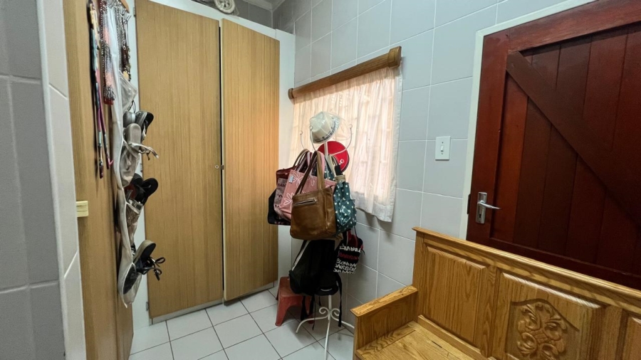 5 Bedroom Property for Sale in Bendor Limpopo