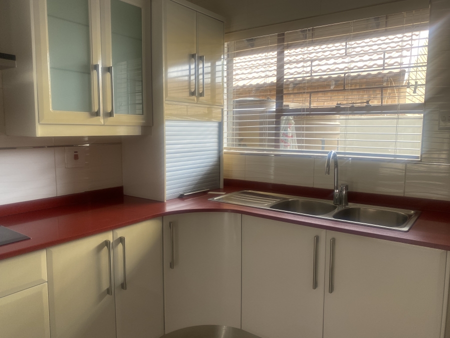 2 Bedroom Property for Sale in Polokwane Central Limpopo