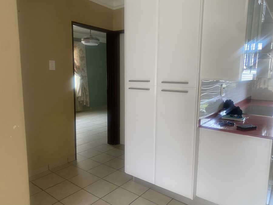2 Bedroom Property for Sale in Polokwane Central Limpopo