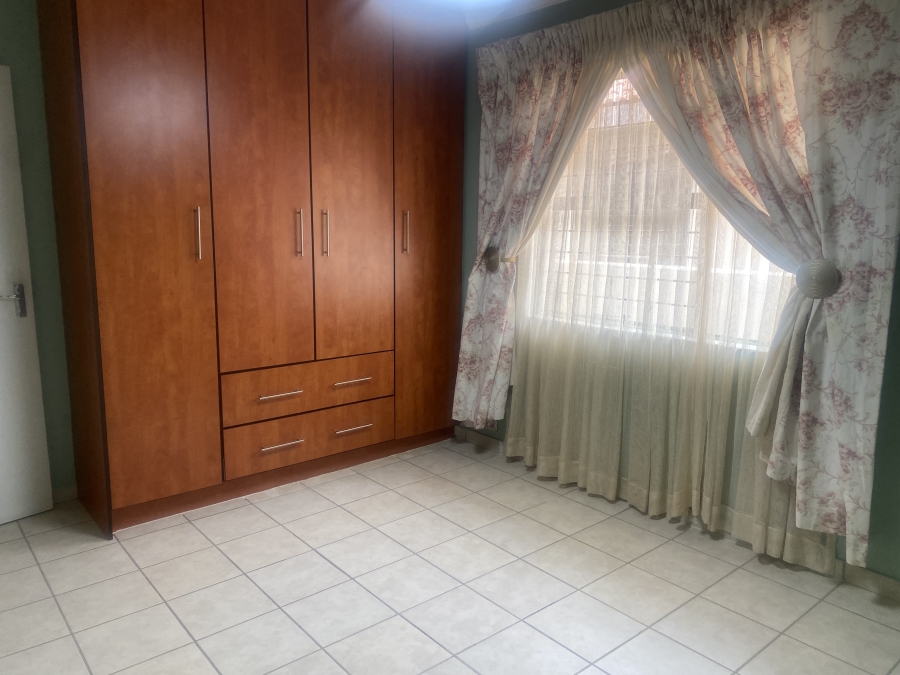 2 Bedroom Property for Sale in Polokwane Central Limpopo