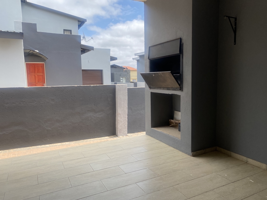 6 Bedroom Property for Sale in Bendor Limpopo