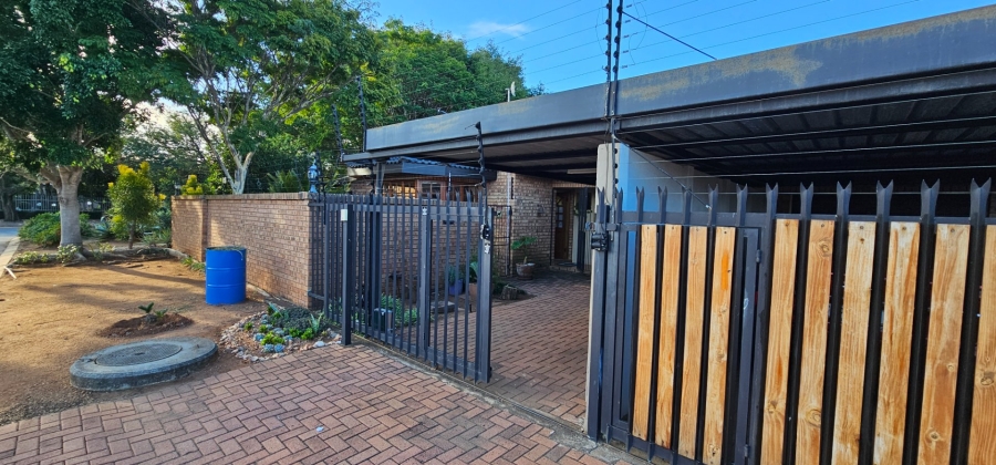 3 Bedroom Property for Sale in Bendor Limpopo